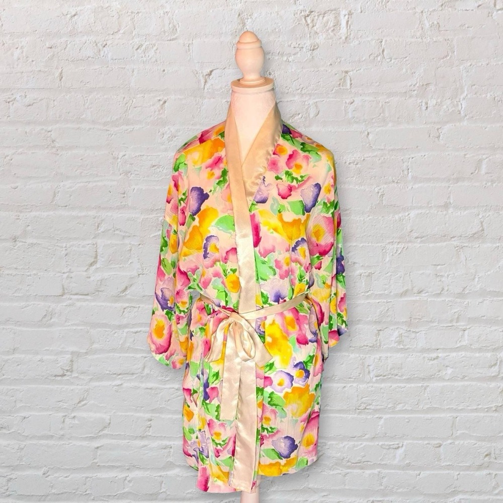 Victoria's Secrets Robe Gold Label Floral Satin RN4867. 80s 90s Y2K Vintage